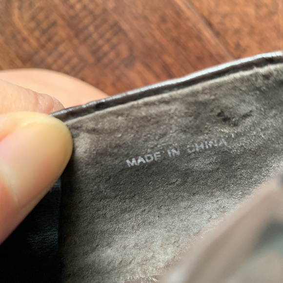 LOFT Laurie Black/Brown Pointy-Toe Croc Embossed Leather Pump Heels Size 6.5 - Picture 9 of 16